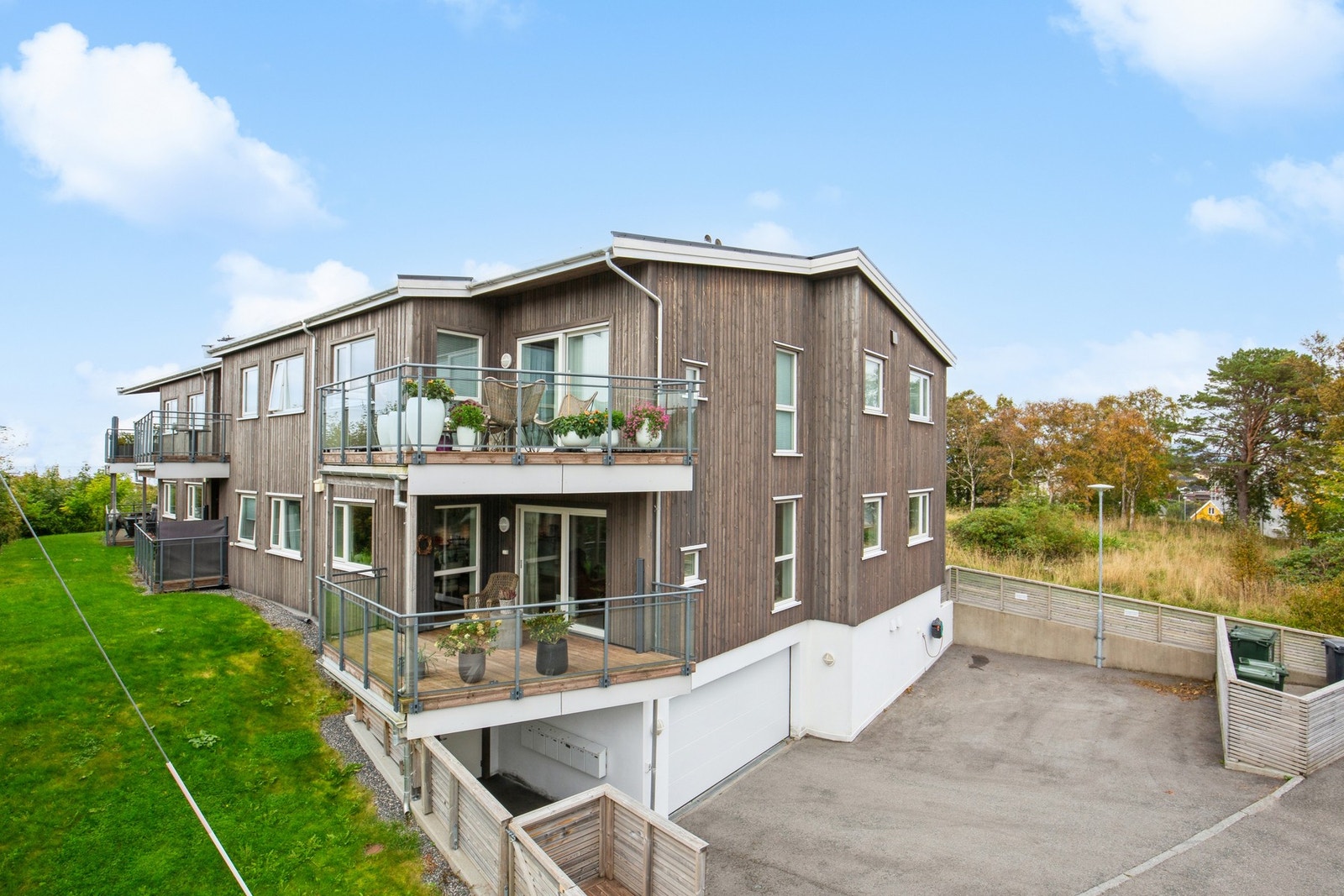 EiendomsMegler 1 v/ Rune Johansen har den glede å presentere Lofotgata 5 Galleribilde