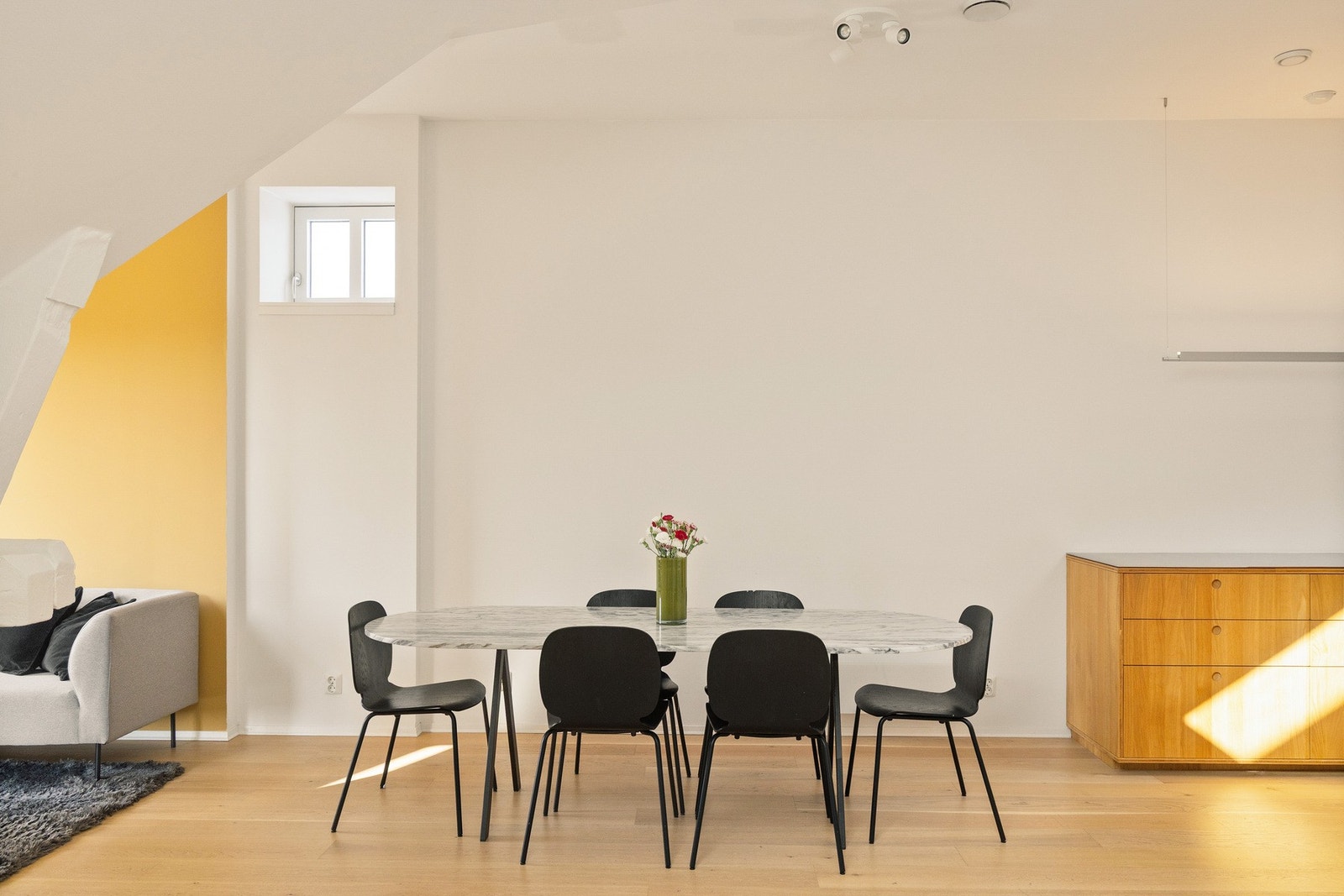 PrivatMegleren Grünerløkka presenterer Seilduksgata 27 D - en stilren og unik penthouse på beste Grünerløkka! Galleribilde