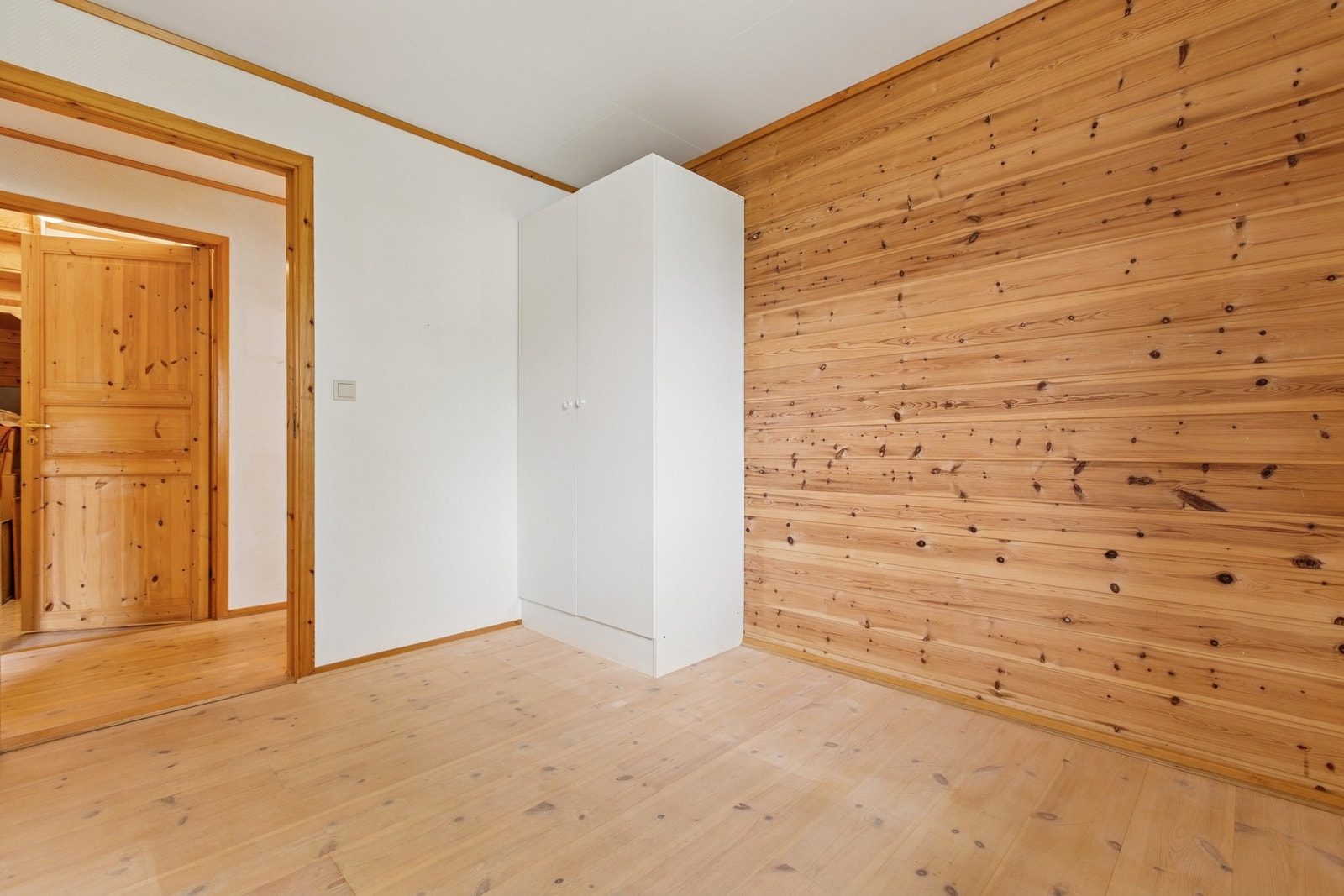 Det andre soverommet er på ca. 8 kvm og egner seg godt som barnerom, gjesterom eller kontor. Galleribilde