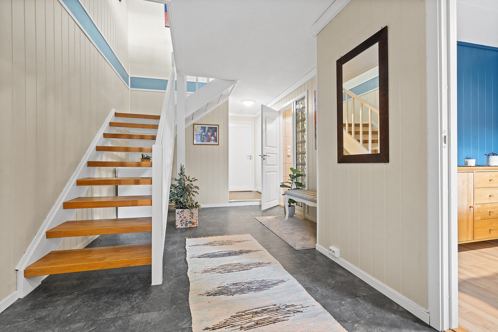 Hall / Trapperom Galleribilde