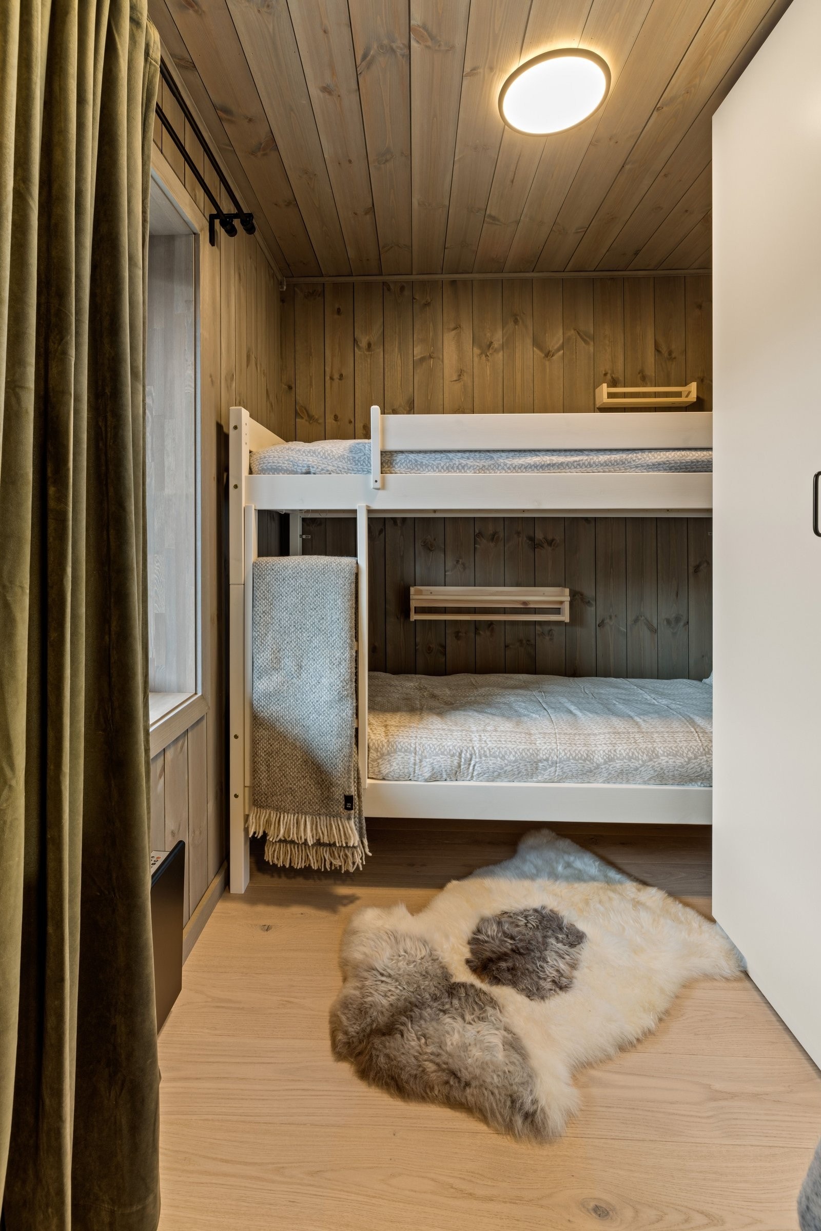 Soverom 2 av 3 Galleribilde