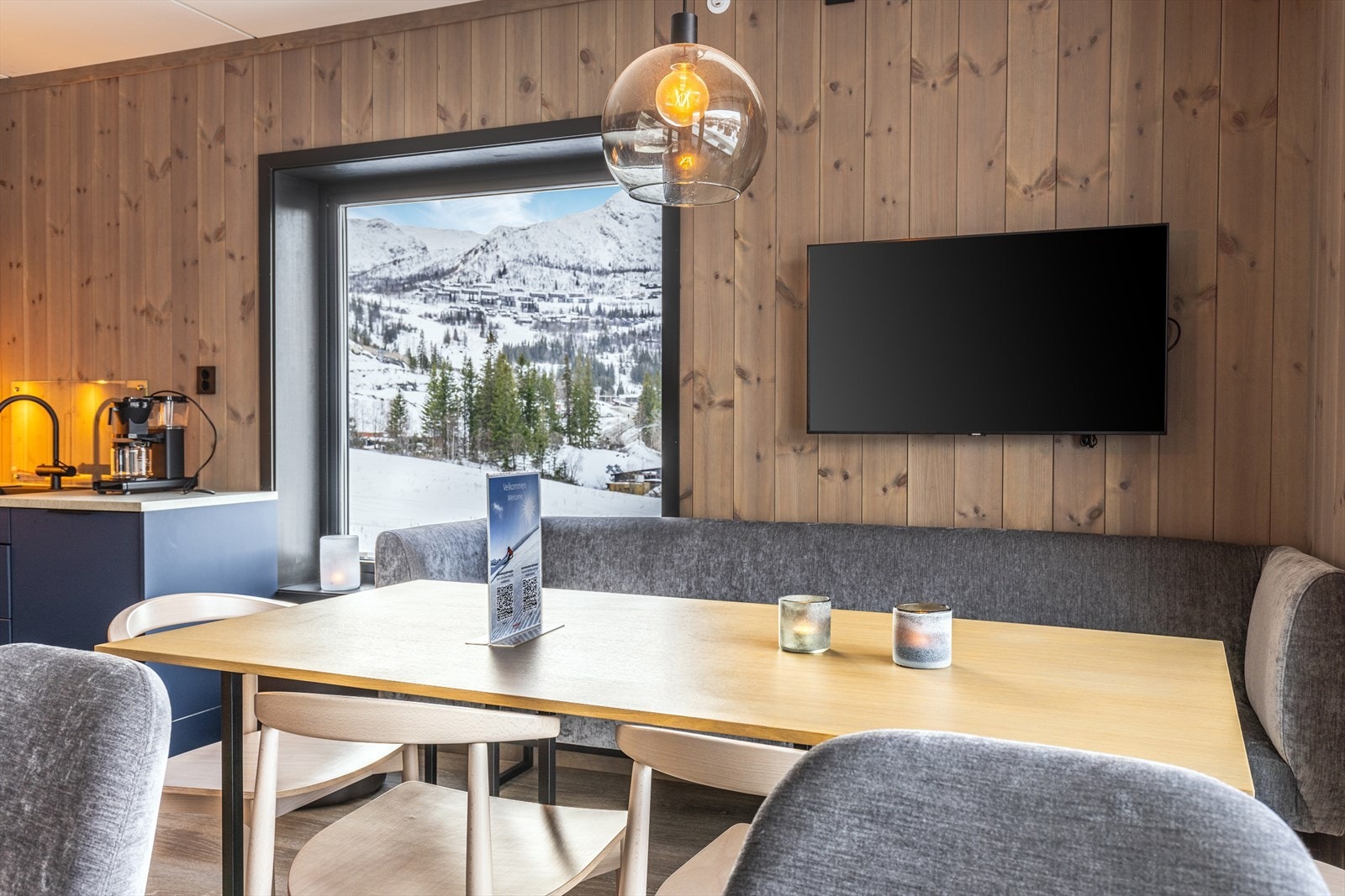 Utsikt mot skisenteret. Galleribilde