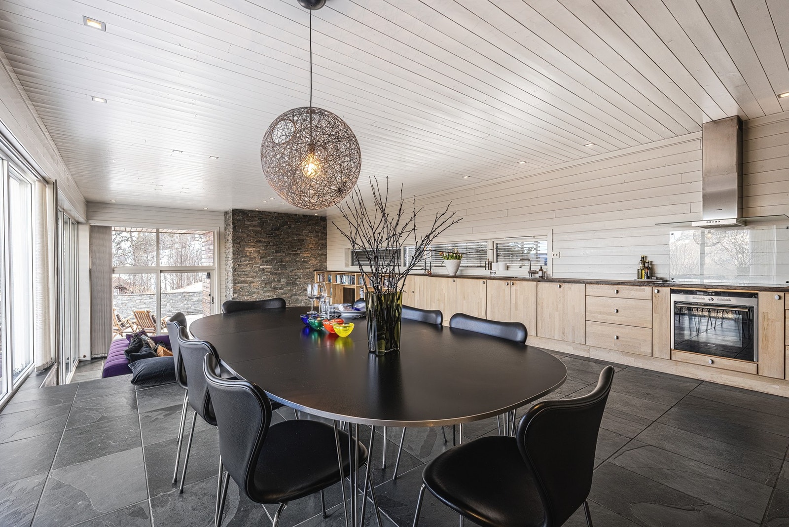 Spisestuen. Galleribilde