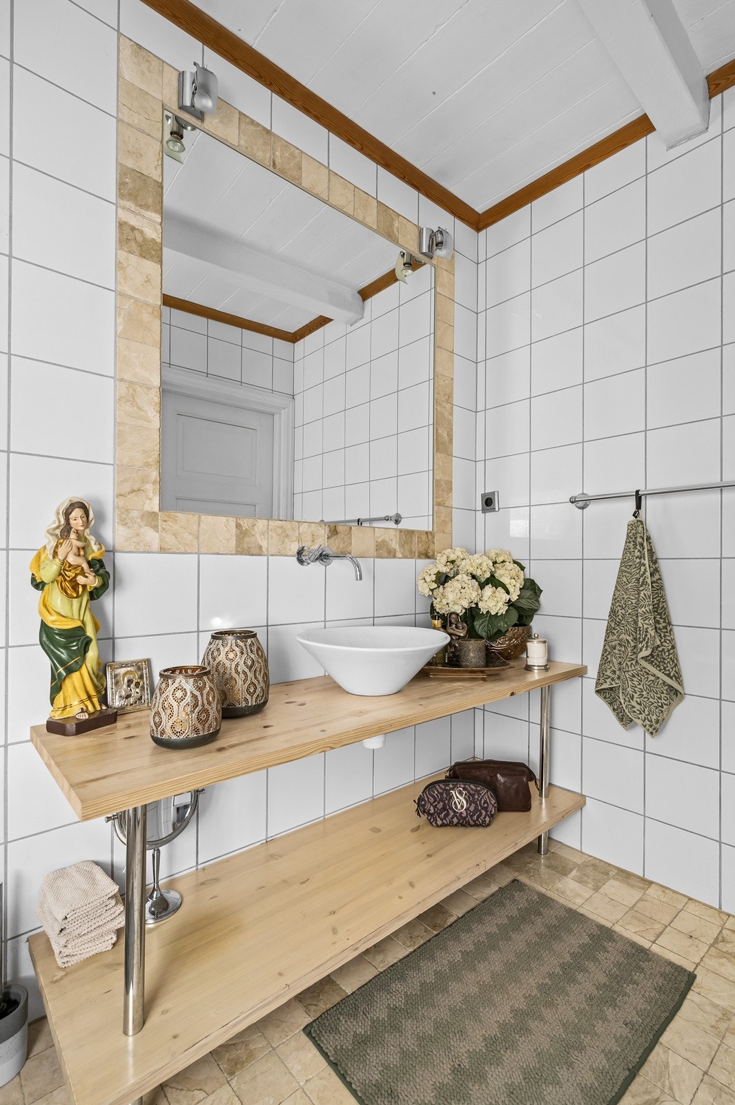 Del av bad Galleribilde