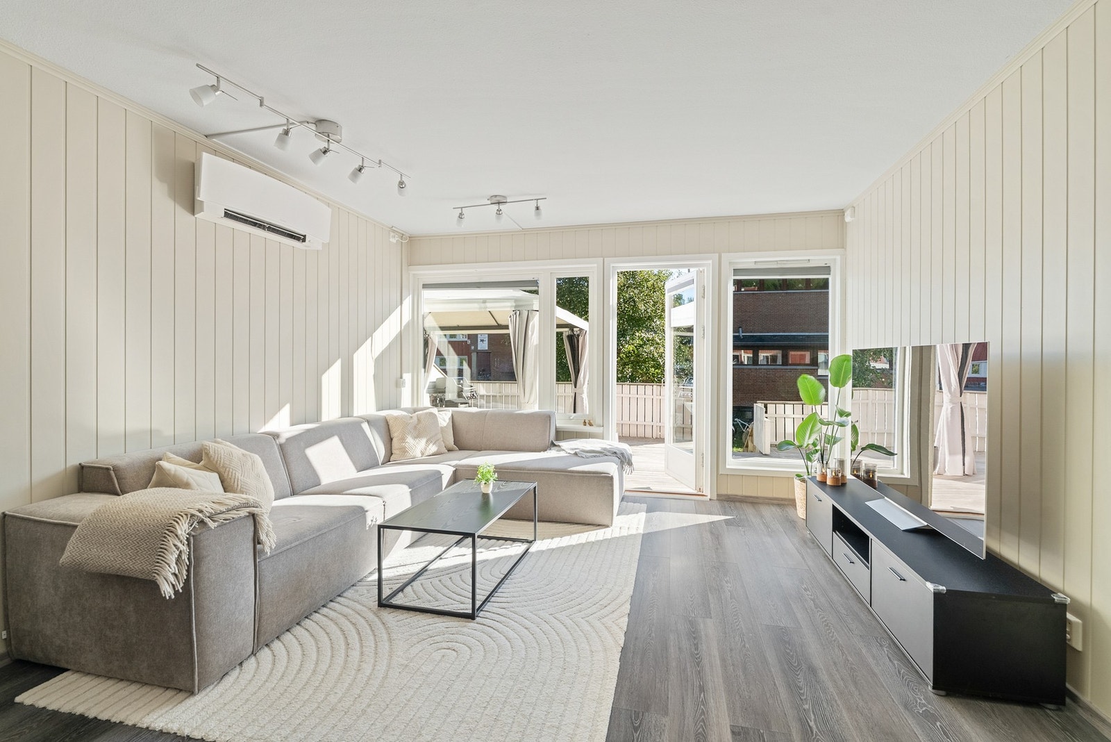 Lys og innbydende stue Galleribilde