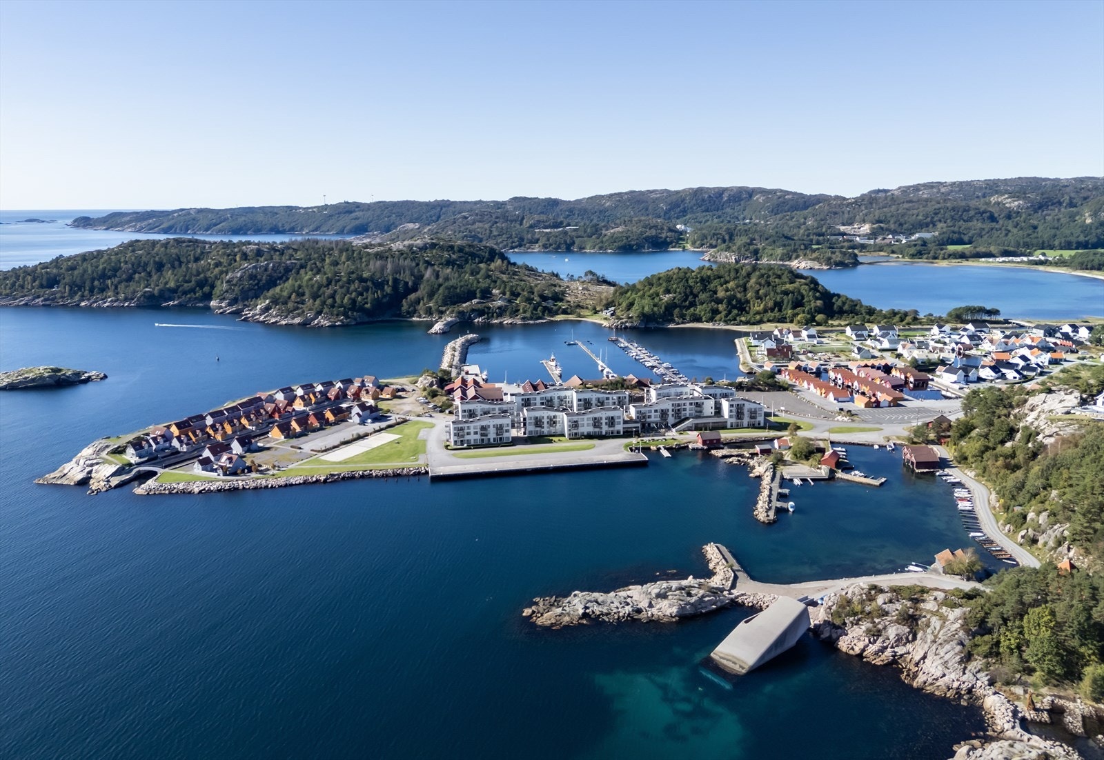 Stedet er kjent for sin nærhet til havet. Galleribilde