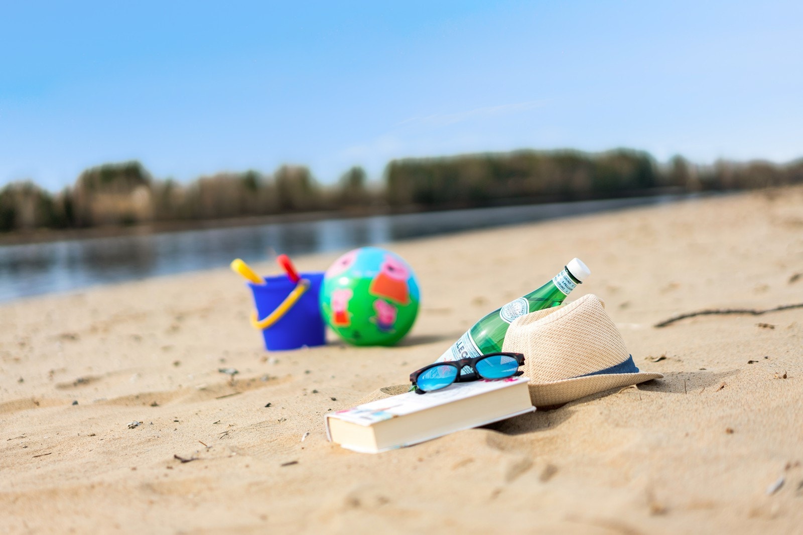 Sandstrand - perfekt for barn og familieaktiviteter. Galleribilde