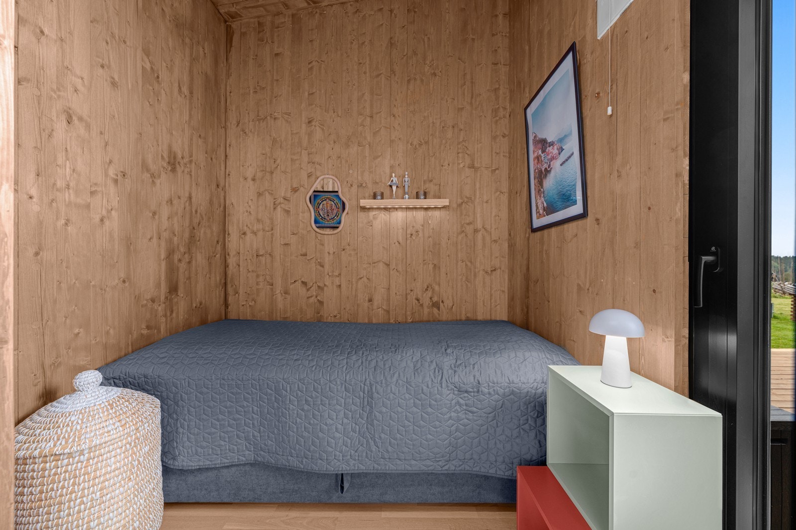 Soverom med varm og innbydende atmosfære, perfekt for avslapning. Galleribilde