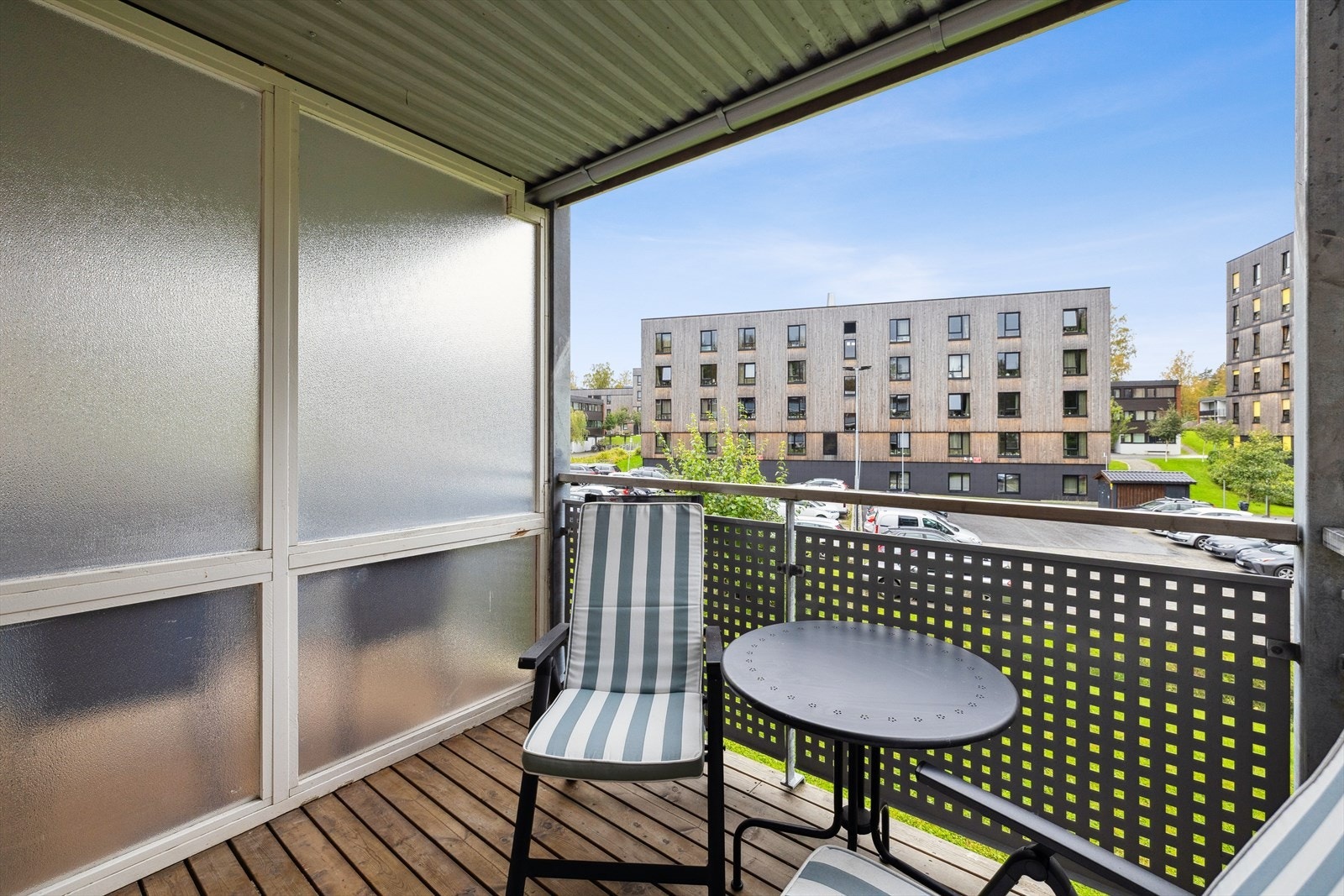 Her kan man nye ettermiddag- og kveldssolen! Galleribilde