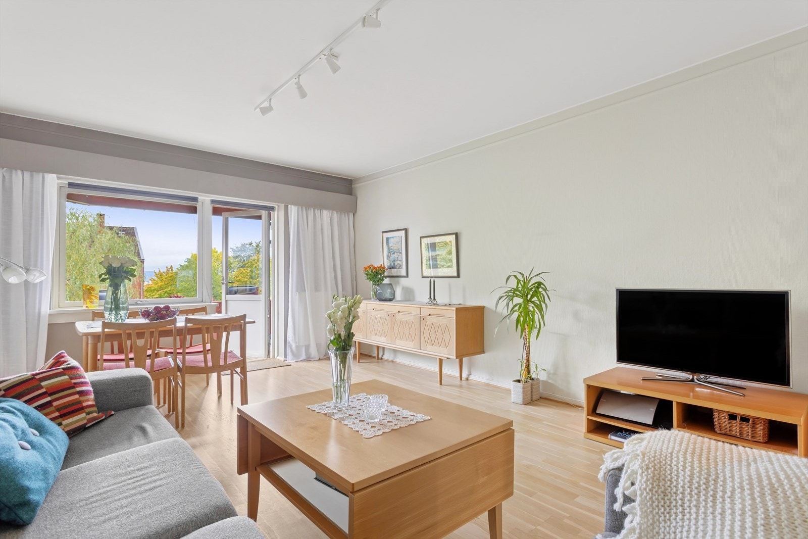 Olle Eriksson v/DNB Eiendom har gleden av å presentere Hovinveien 9A. Galleribilde