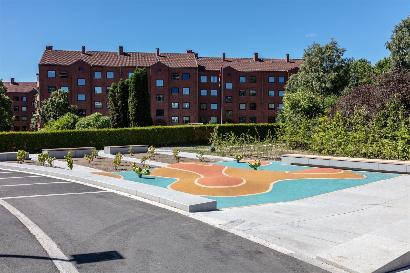 Leiligheten ligger i et etterspurt område mellom Lille Tøyen Hageby og Botanisk hage. Galleribilde