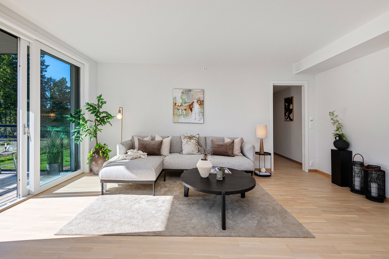 Lys og pen eikeparkett Galleribilde