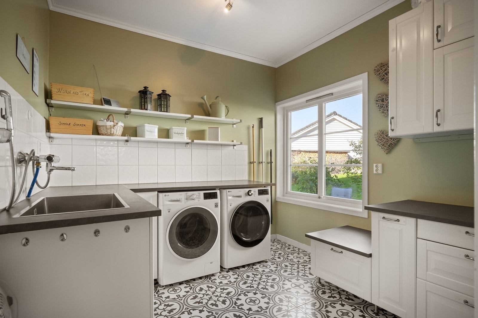 Vaskerom Galleribilde