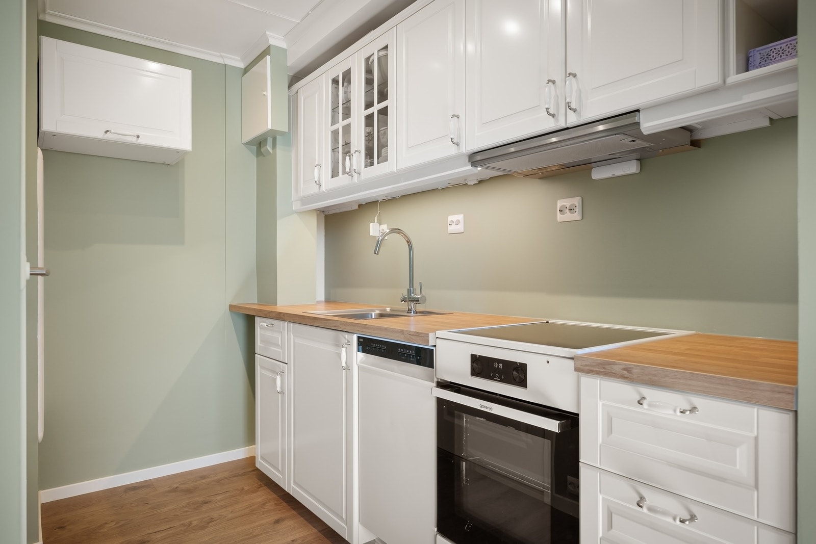 Mindre kjøkkeninnredning Galleribilde