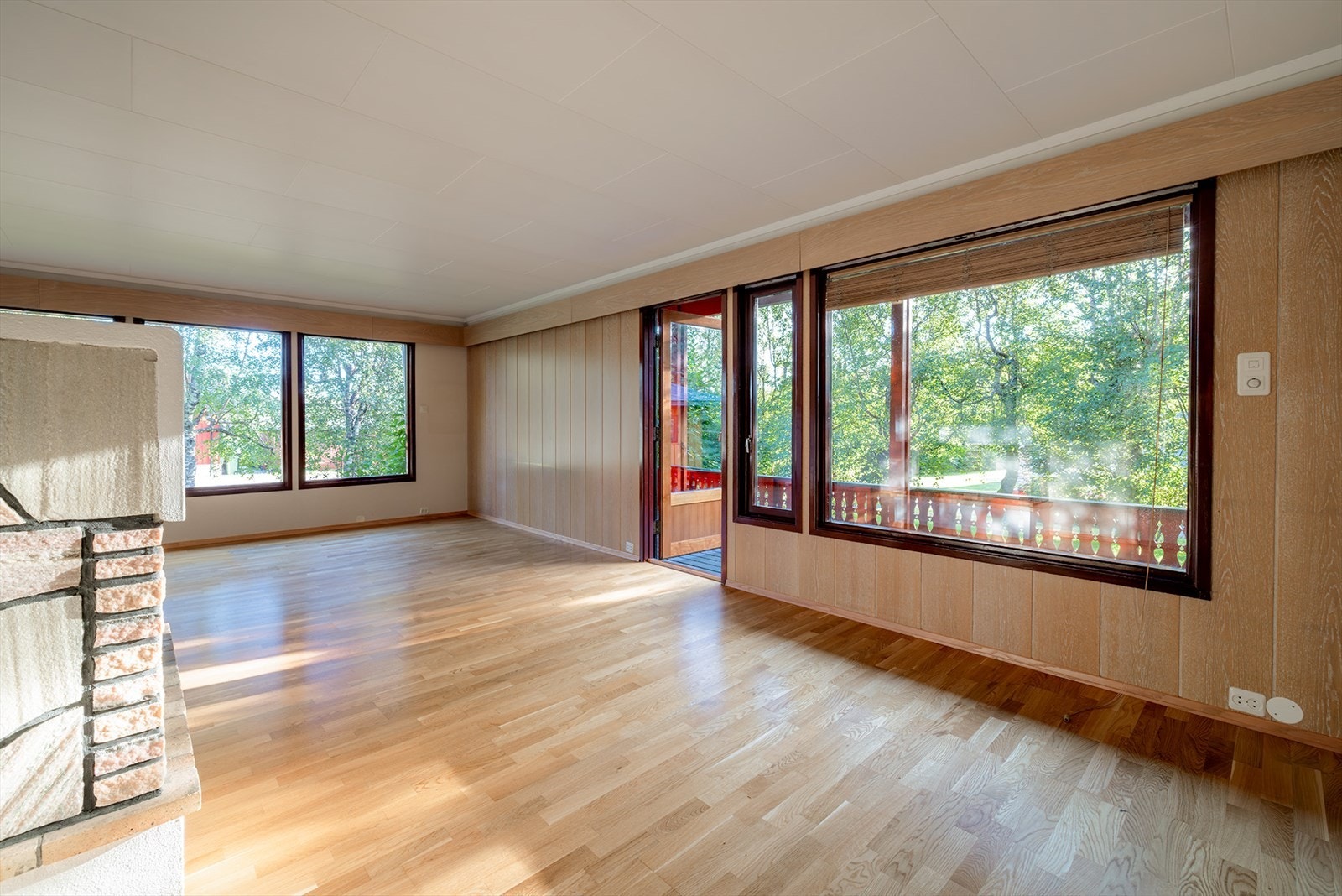 Utgang til balkong Galleribilde