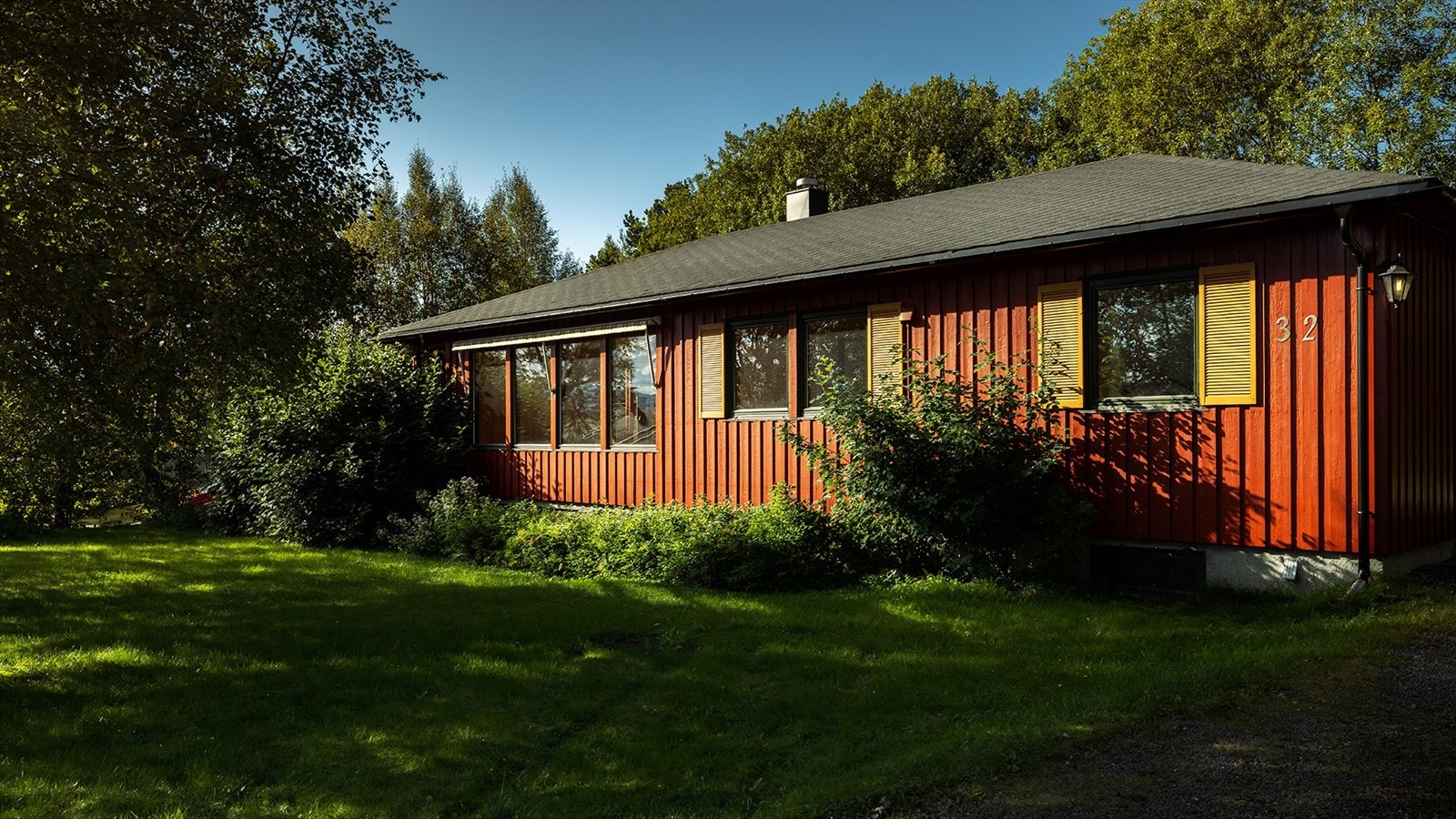 Nytt taktekke og takrenner på boligen i 2006. Galleribilde