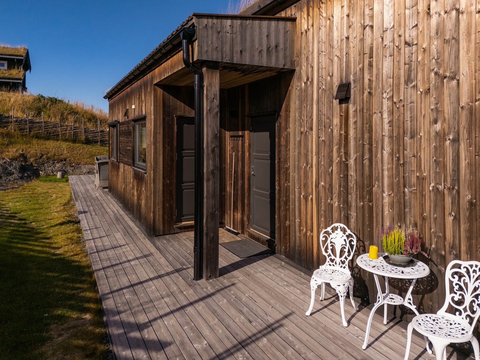 Overbygd inngangsparti. Galleribilde