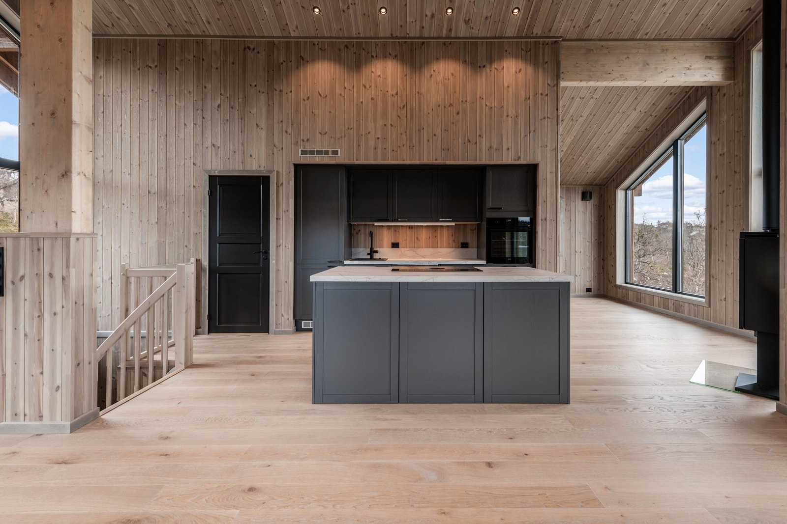 Solhalle 17 leveres med kjøkken fra Aubo, fra Sens serien (Bilde fra tilsvarende hytte i området) Galleribilde