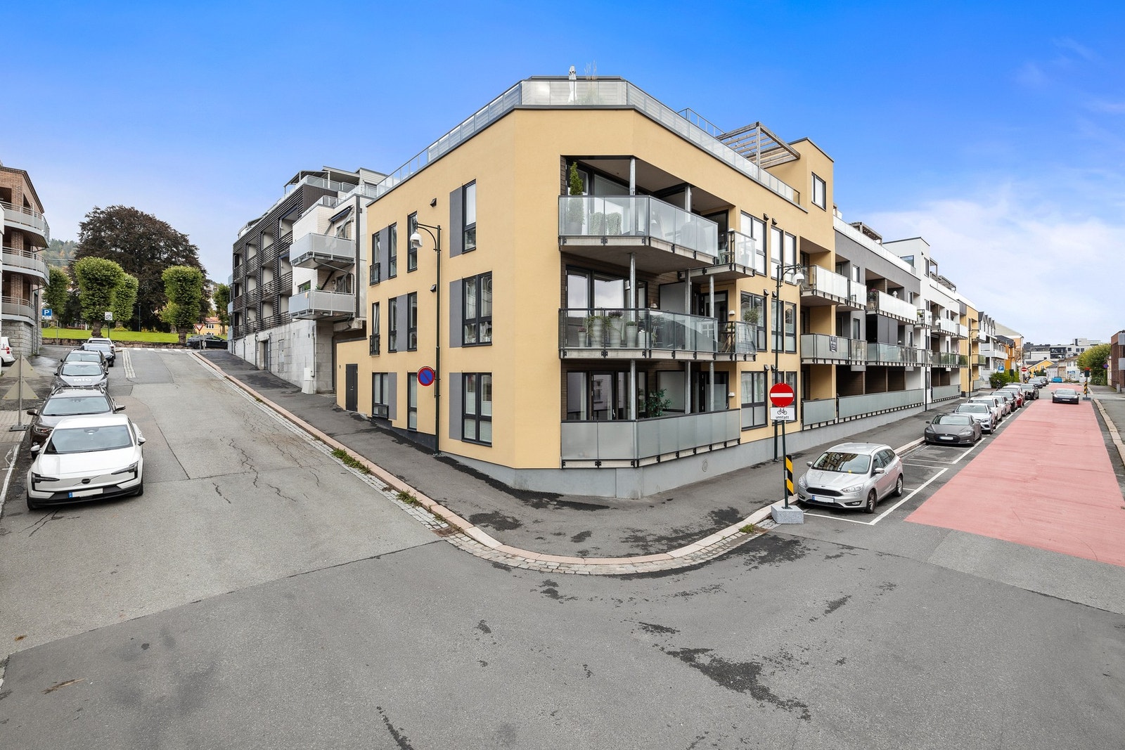 Leiligheten er fra 2023 og ligger meget sentralt til i enveiskjørt gate Galleribilde