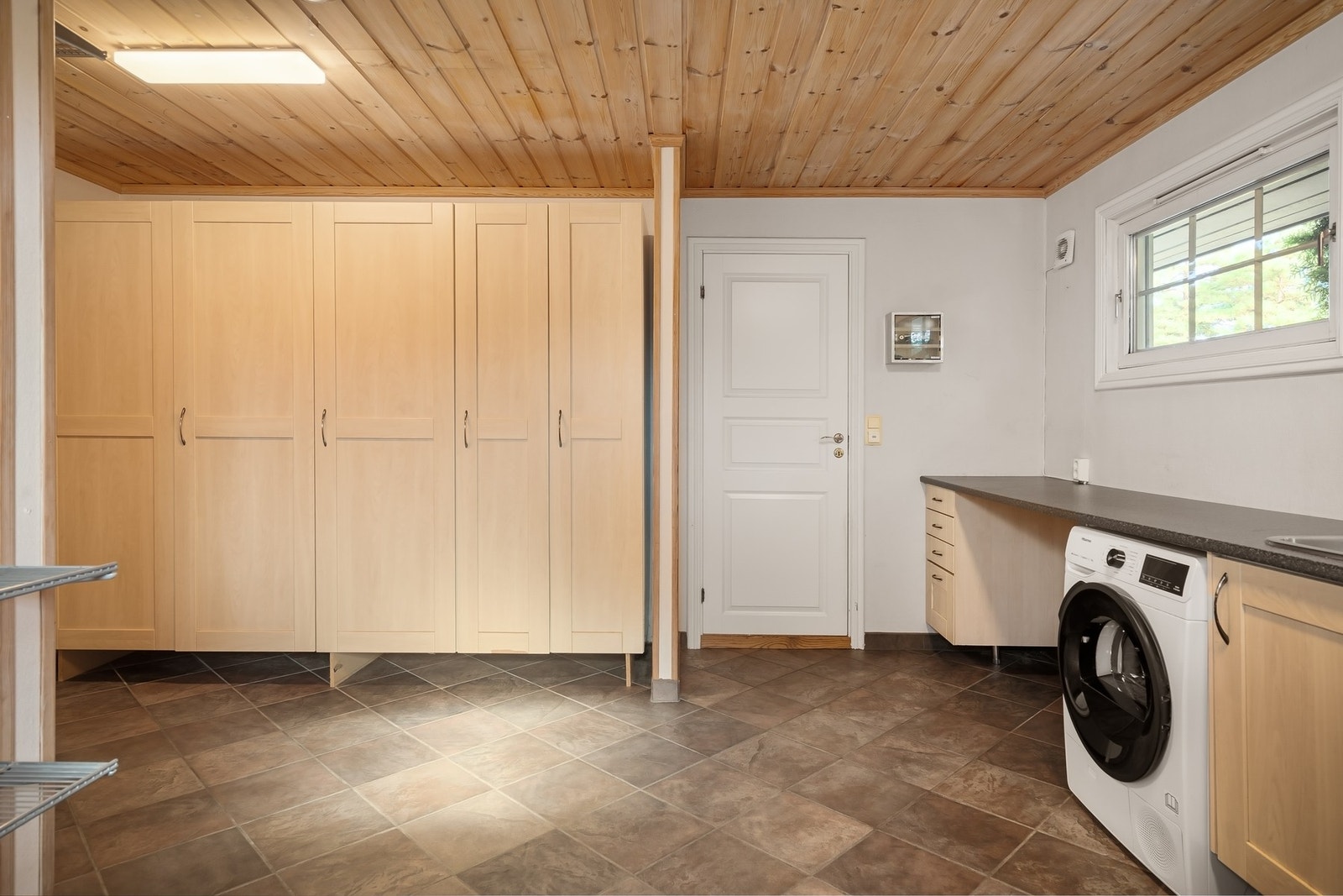 Vaskerommet har også adkomst ut Galleribilde