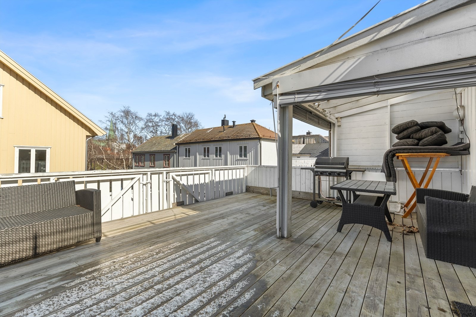 I 2. etasje har du utgang til en flott takterrasse på hele 29,5m². Galleribilde