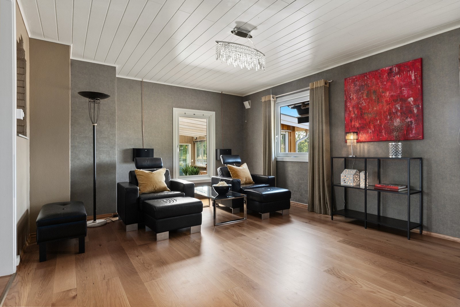 Tv-stuen eller soverom om man heller vil benytte det som det. Galleribilde