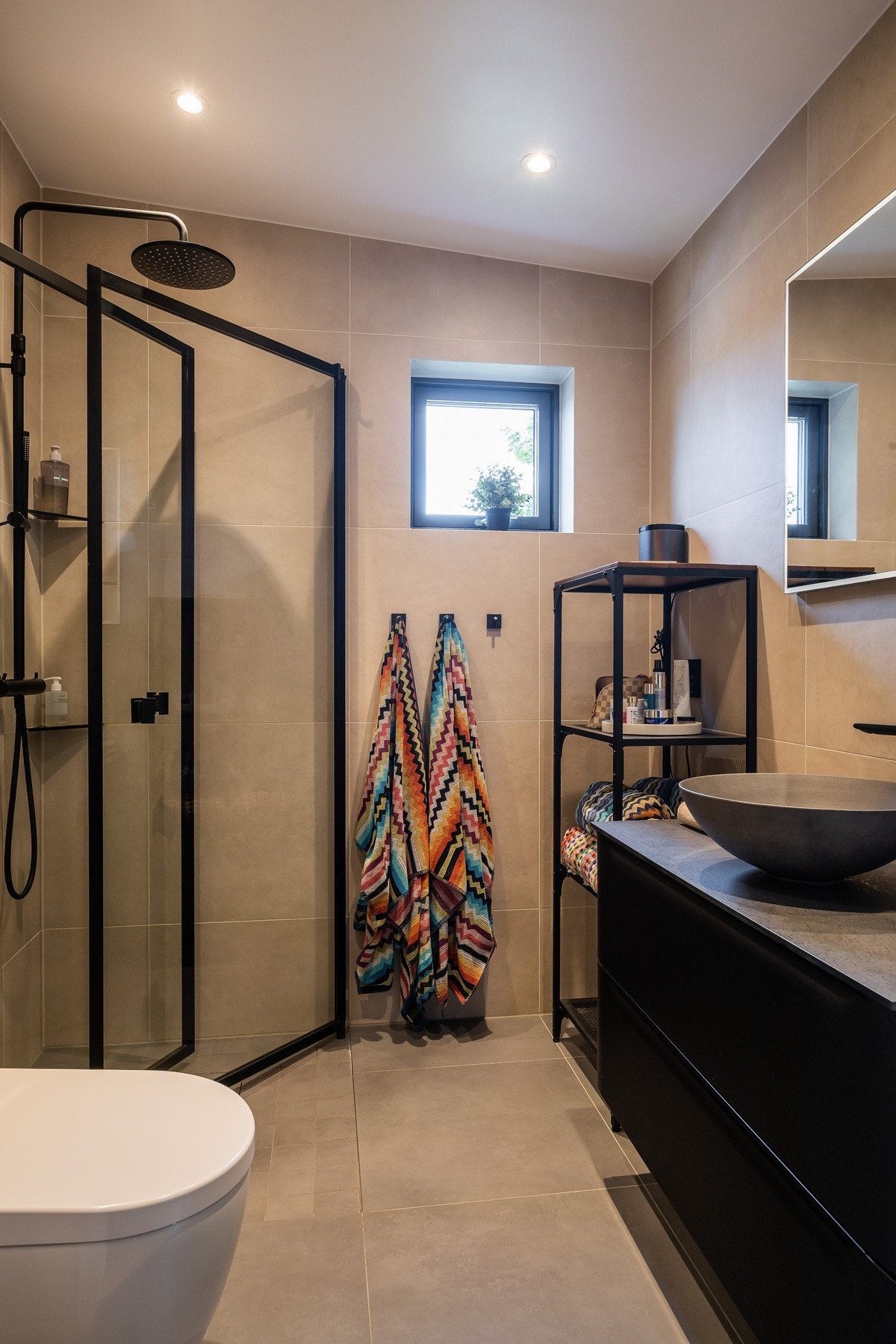 Dette badet har direkte adkomst fra hovedsoverom. Galleribilde