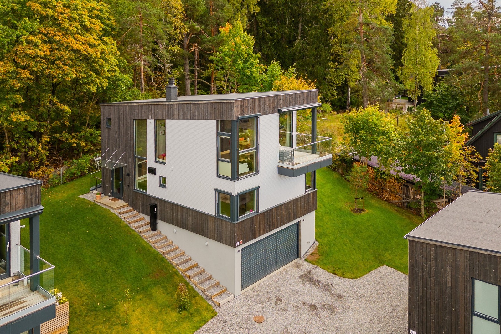 Dette er en moderne & påkostet enebolig (200 BRA-i) fra 2023 med høy standard. Galleribilde