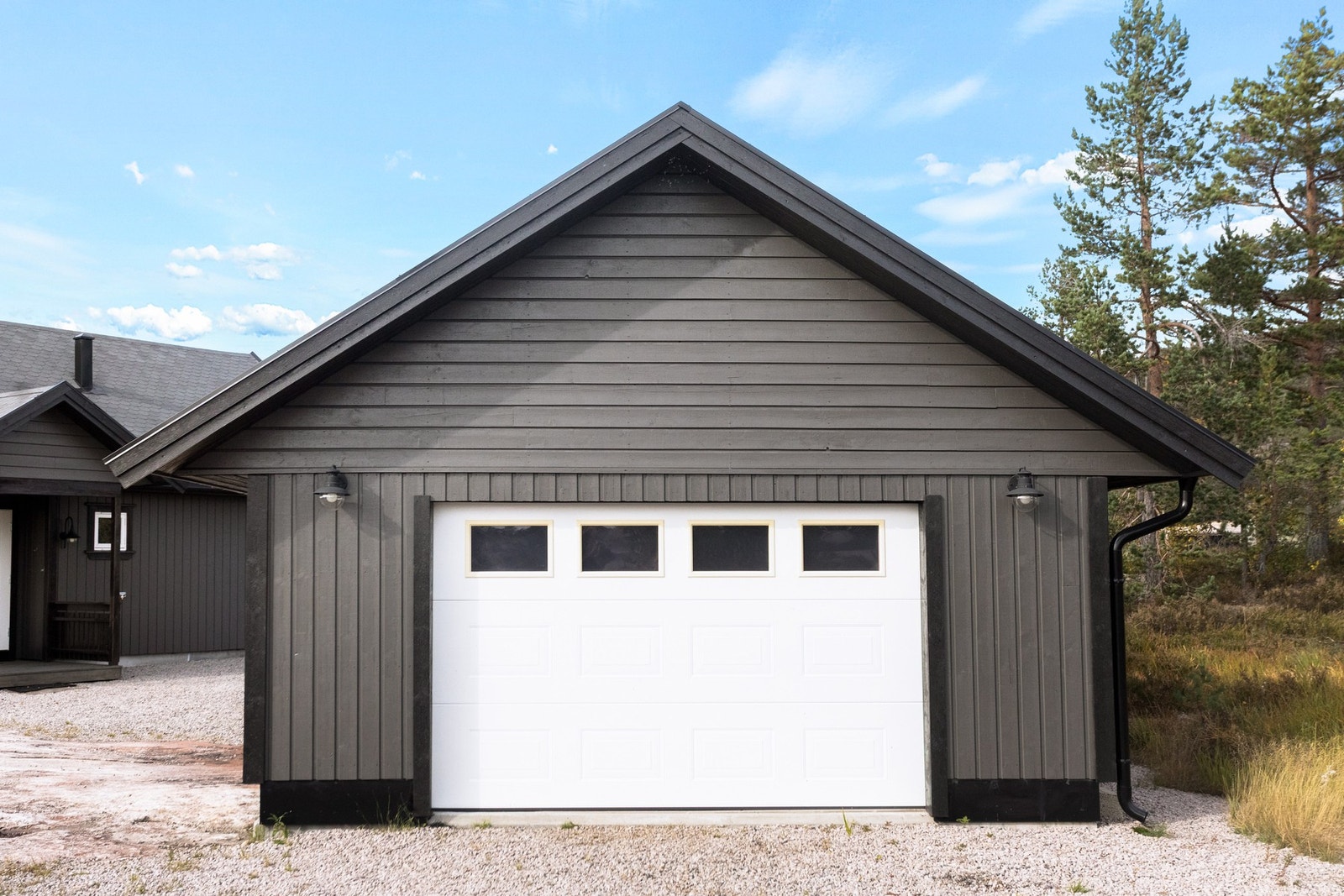 Garasjen. Galleribilde