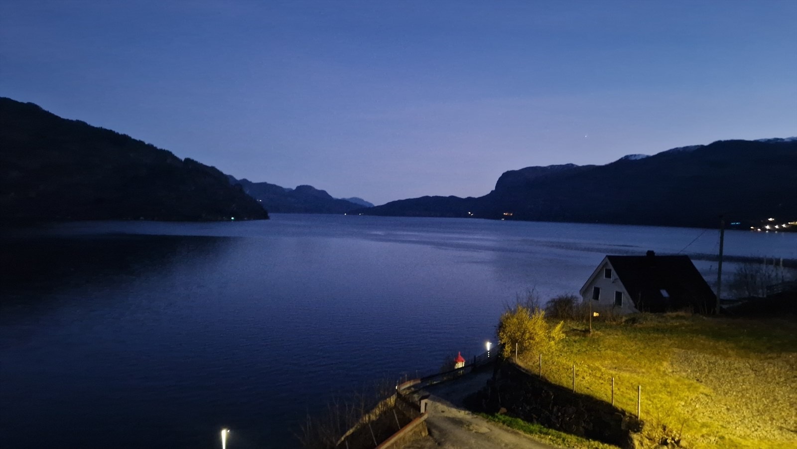 Utsikt kveld Galleribilde