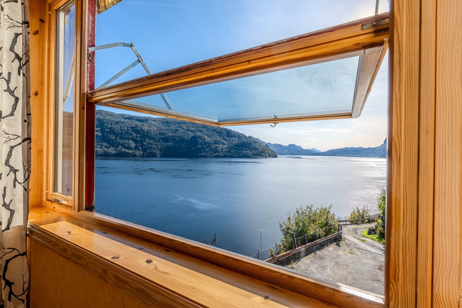 Utsikt fra stue Galleribilde