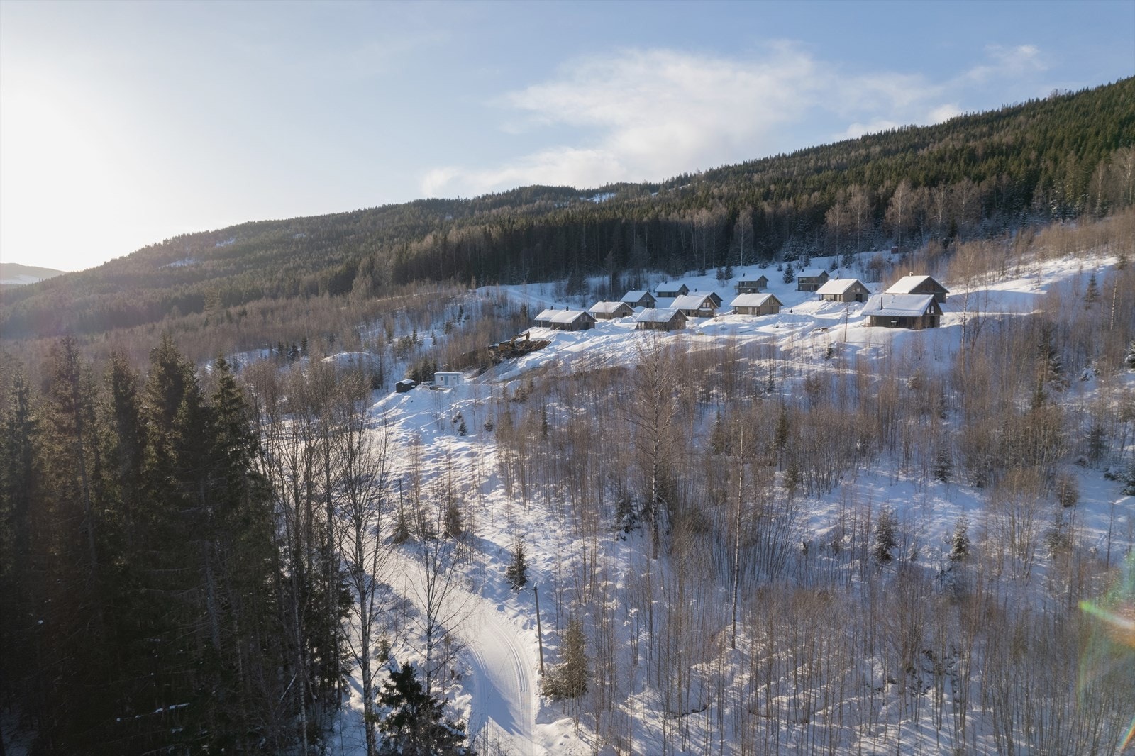 Lysløype for langrenn starter rett nedenfor hyttene. Galleribilde