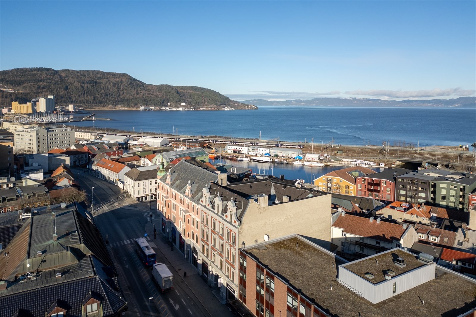 Velkommen til en hyggelig visningsopplevelse! Ta kontakt med megler på m: 952 41 456. Galleribilde