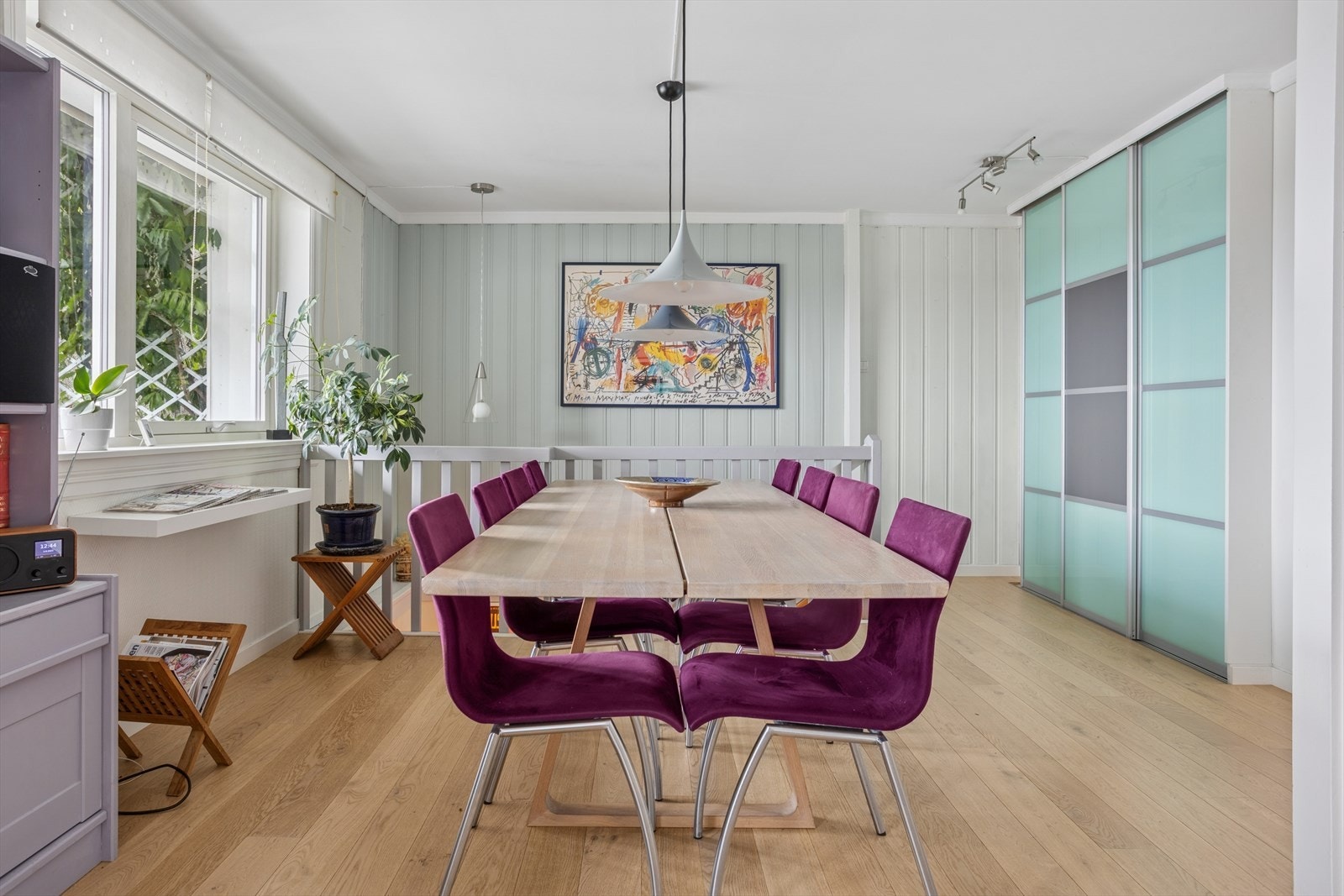 Her er god plass til mange både til hverdags og fest. Galleribilde