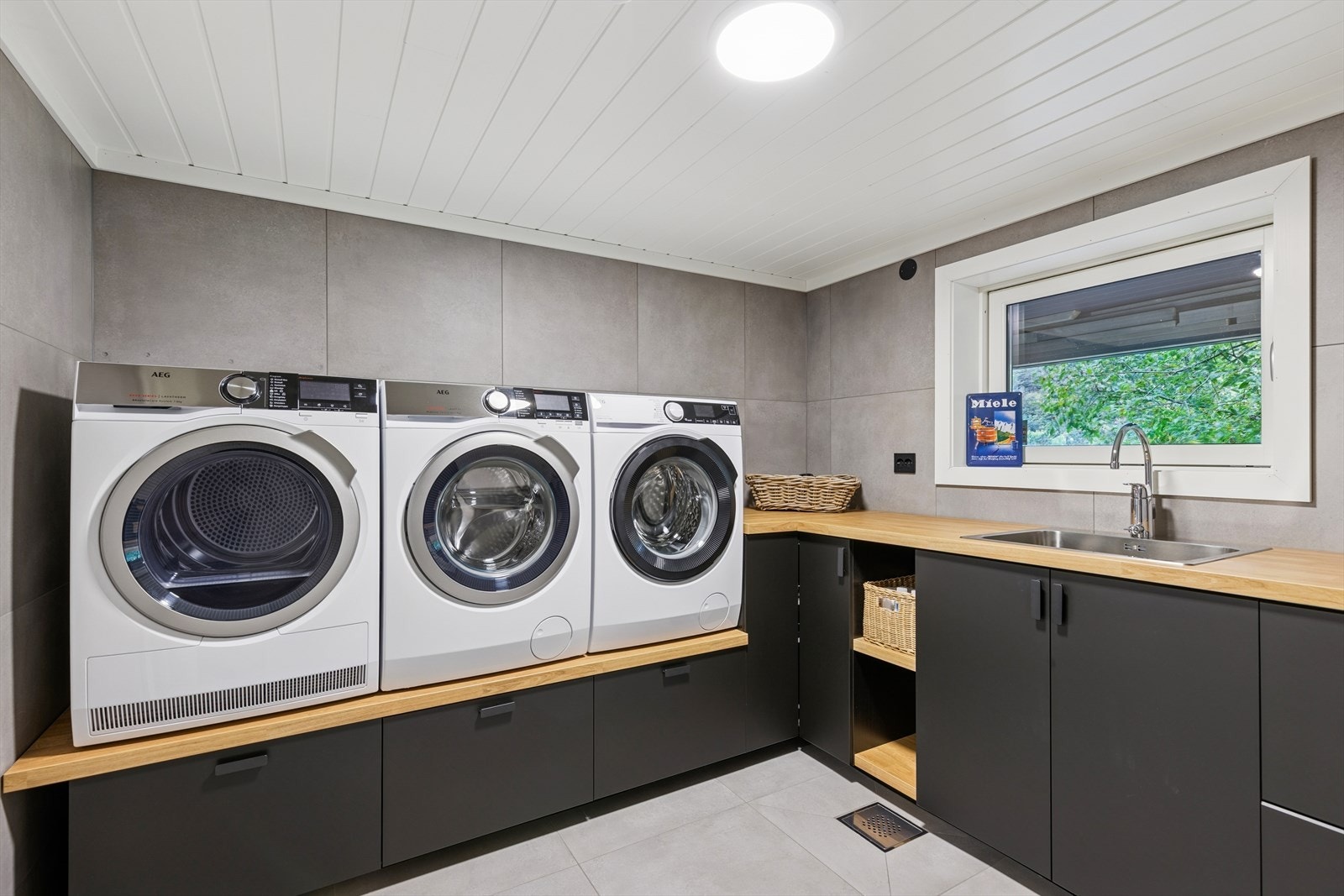 Vaskerom i kjeller Galleribilde