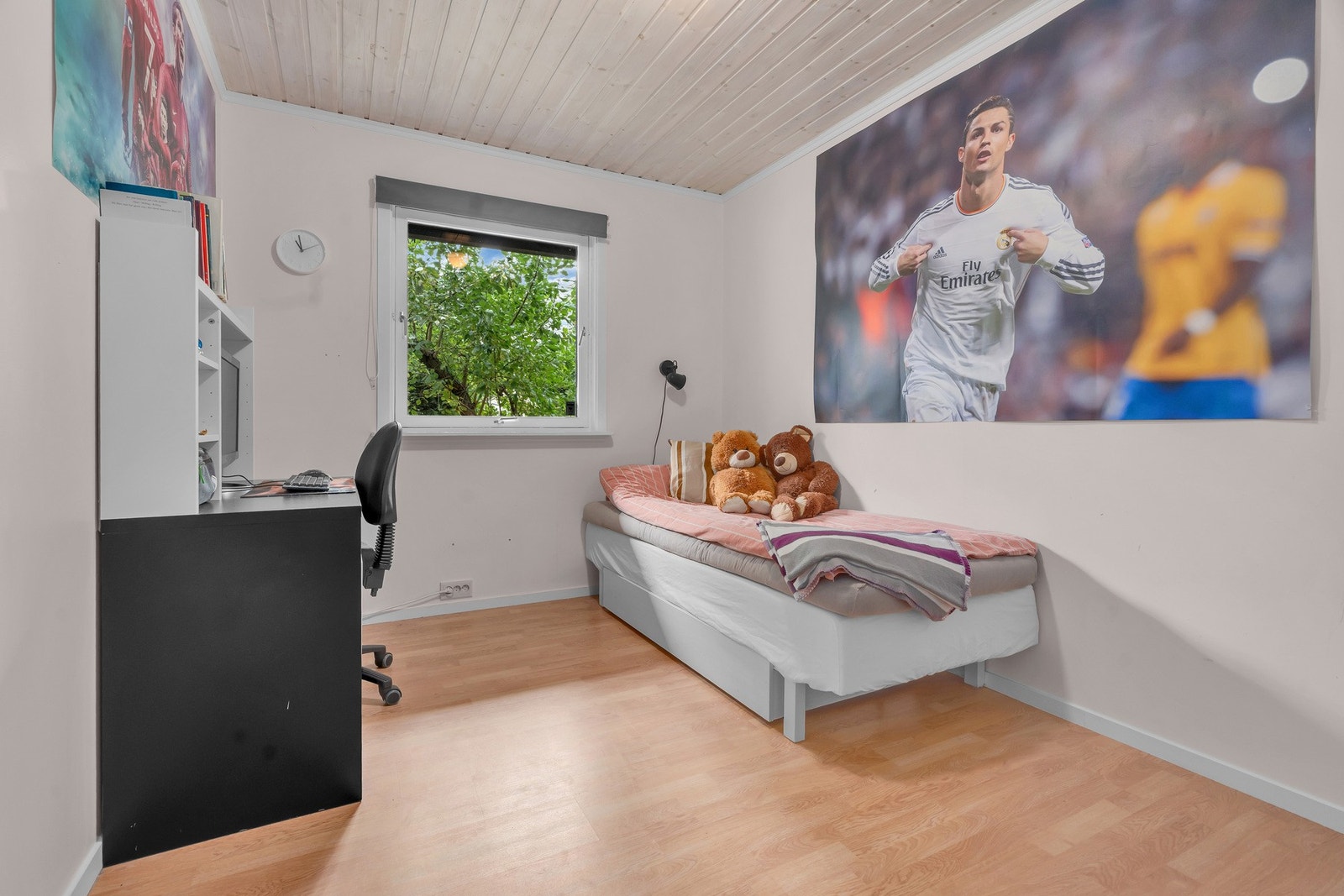 Soverom II (underetasje) Galleribilde