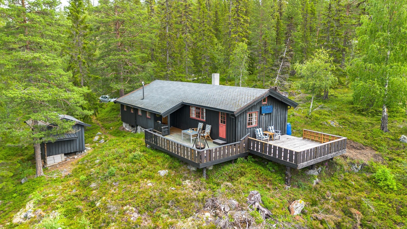 Velkommen til Lundebakka 487, åpent og solrikt beliggende i Bamserudfeltet. Galleribilde