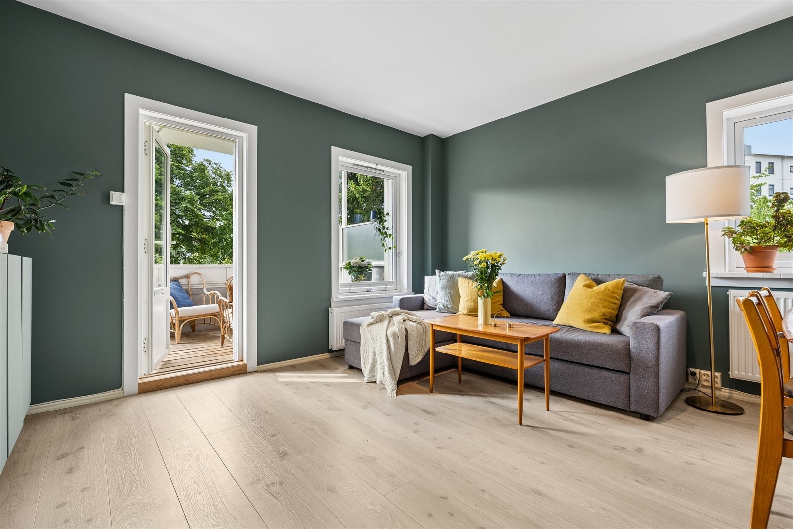 Leiligheten har en gjennomgående god planløsning og god standard med moderne fargetoner. Galleribilde
