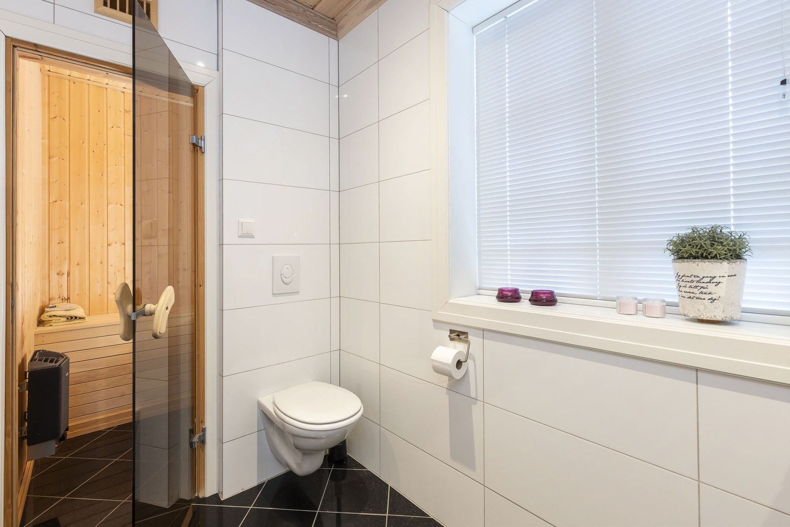 Bad 1.etg har også badstue Galleribilde