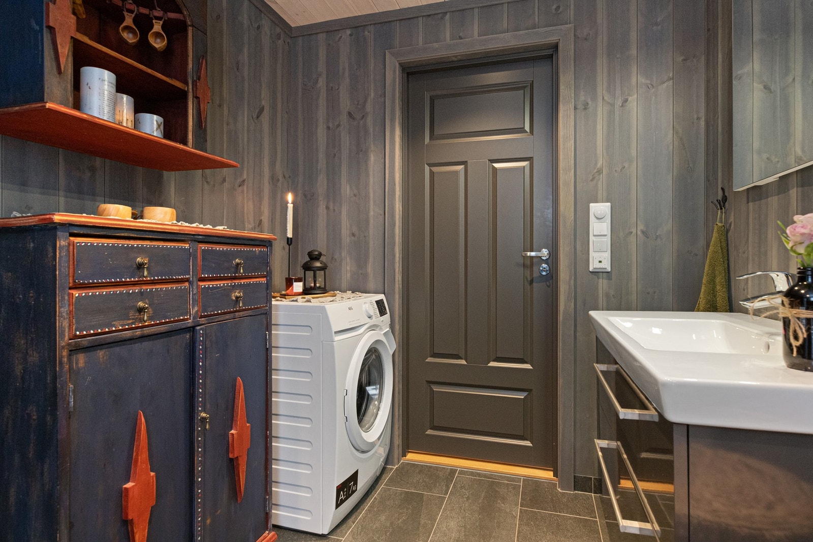 Her er opplegg for vaskemaskin Galleribilde