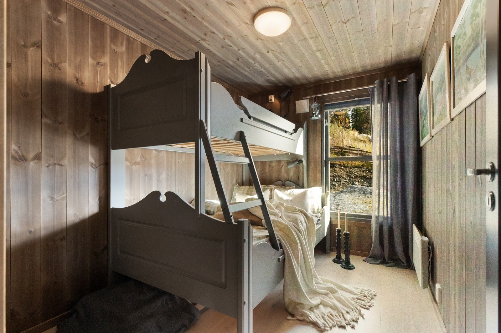 De to andre soverommene er møblert med familiekøyeseng. Galleribilde