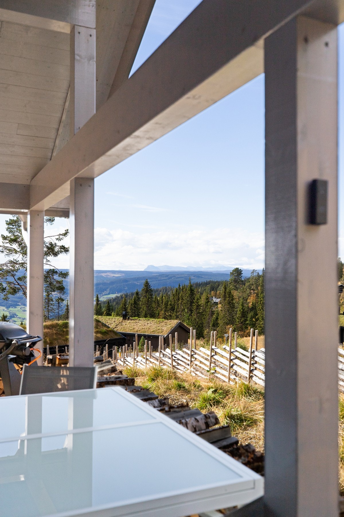 Utsikten og fjelluften gjør utelivet ekstra hyggelig Galleribilde