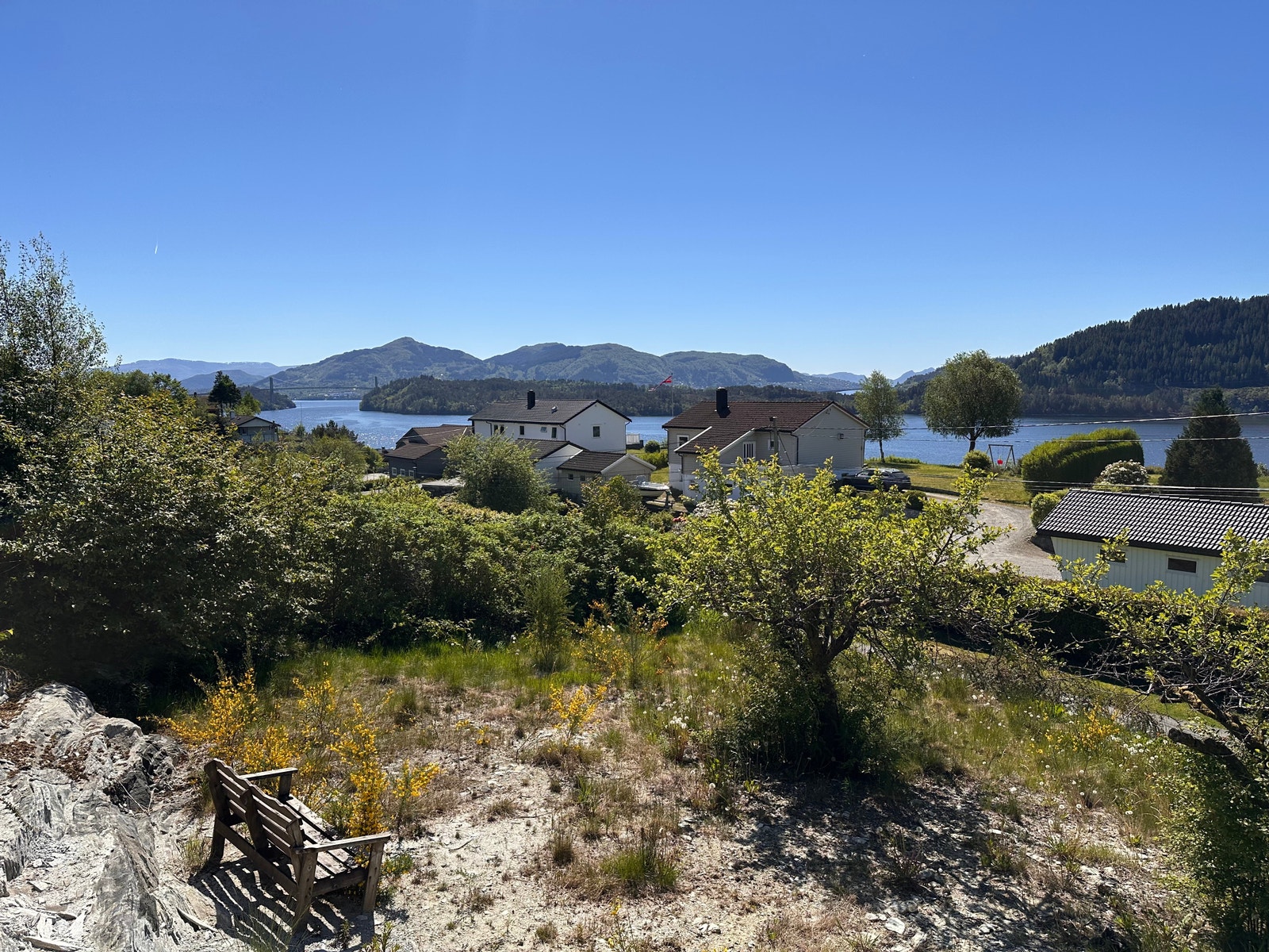 Ta gjerne kontakt med oss for visning, og forslag til hus som passer tomten Galleribilde