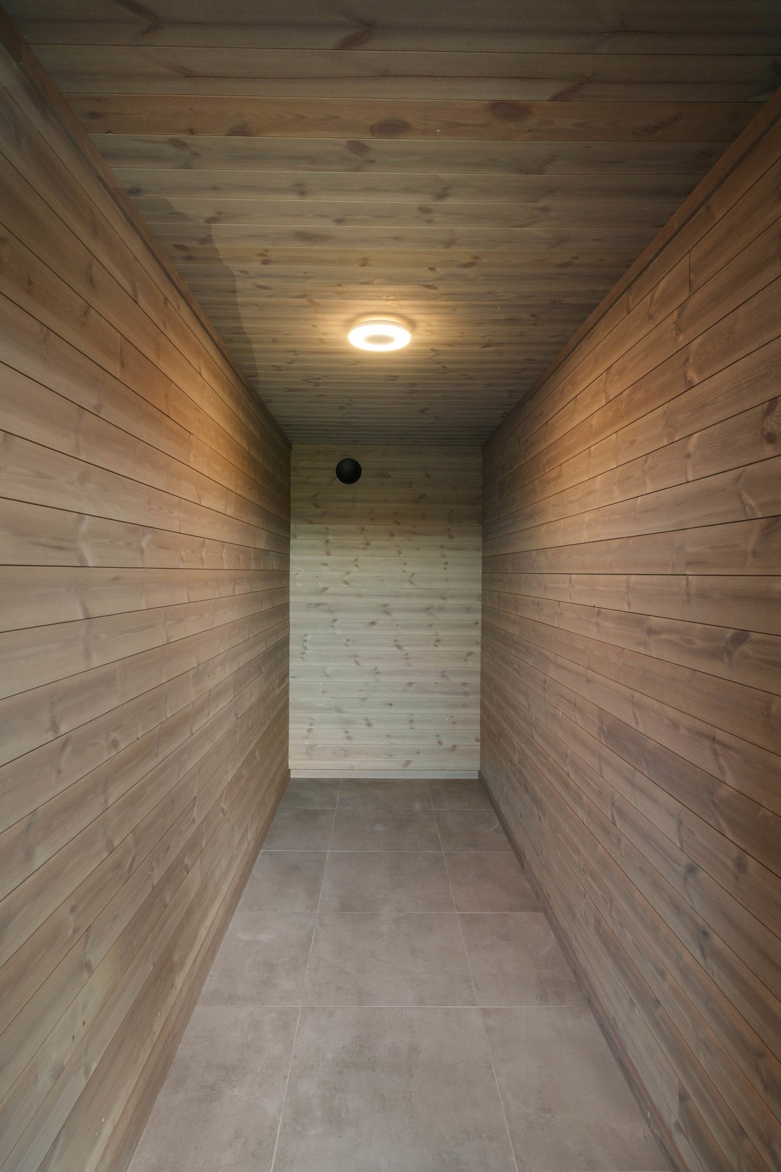 Bod med god plass til oppbevaring. Galleribilde