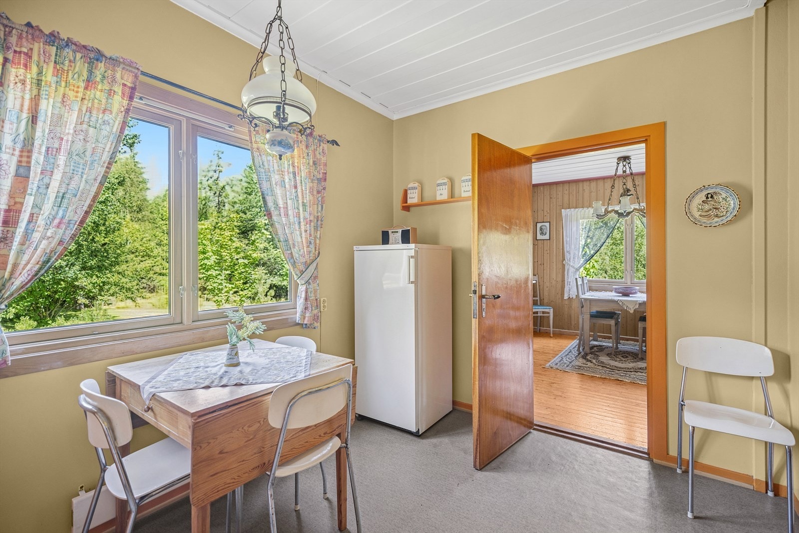 Spiseplass. Galleribilde