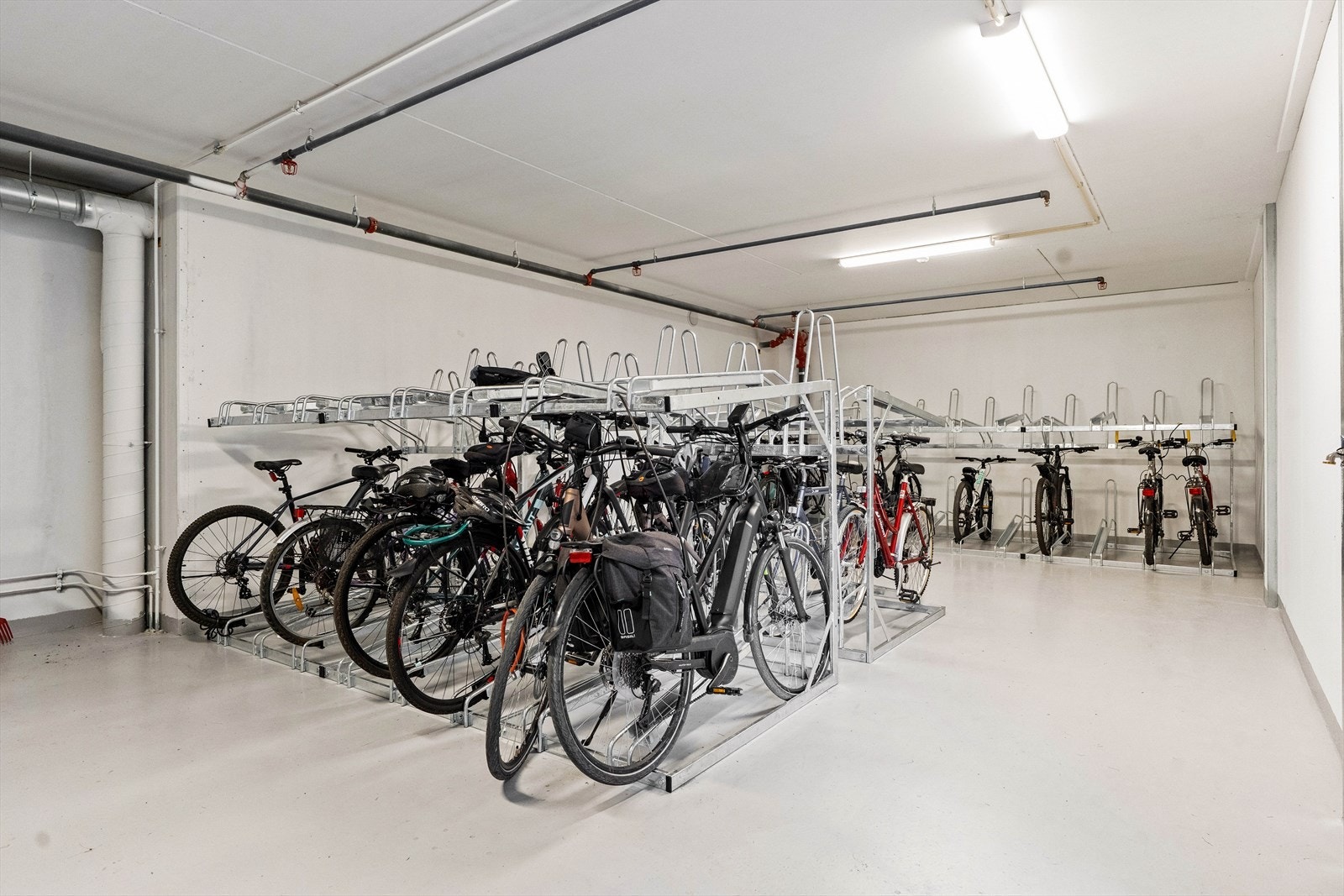 Det er felles sykkelbod i kjelleranlegget. Galleribilde