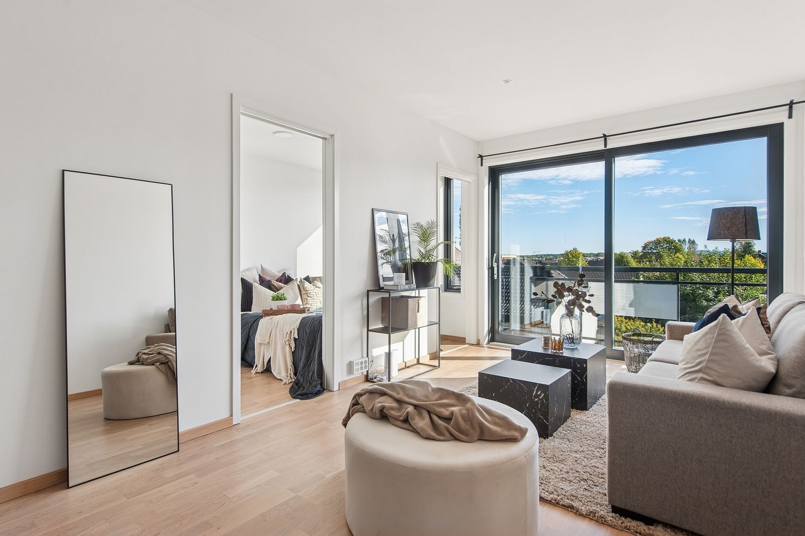 DNB eiendom har gleden av å presentere en flott 3-roms hjørneleilighet fra 2023. Galleribilde