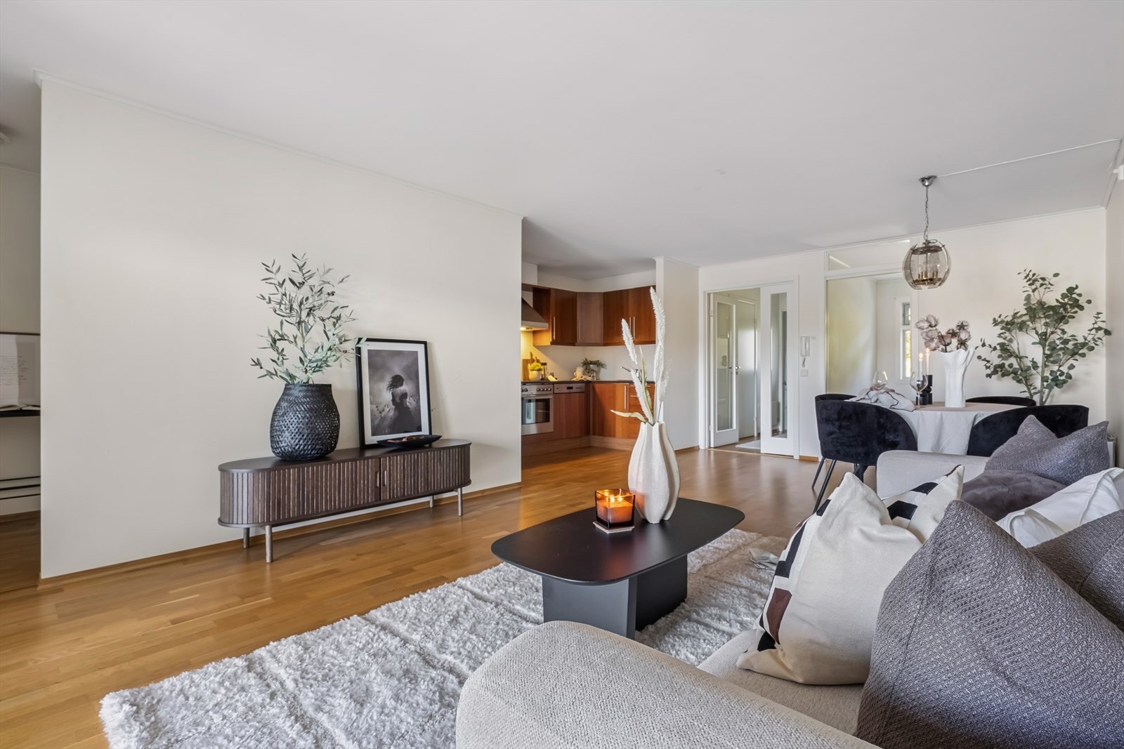 Her kan du bo for kr 2 869,- pr. mnd. i felleskostnader. Galleribilde