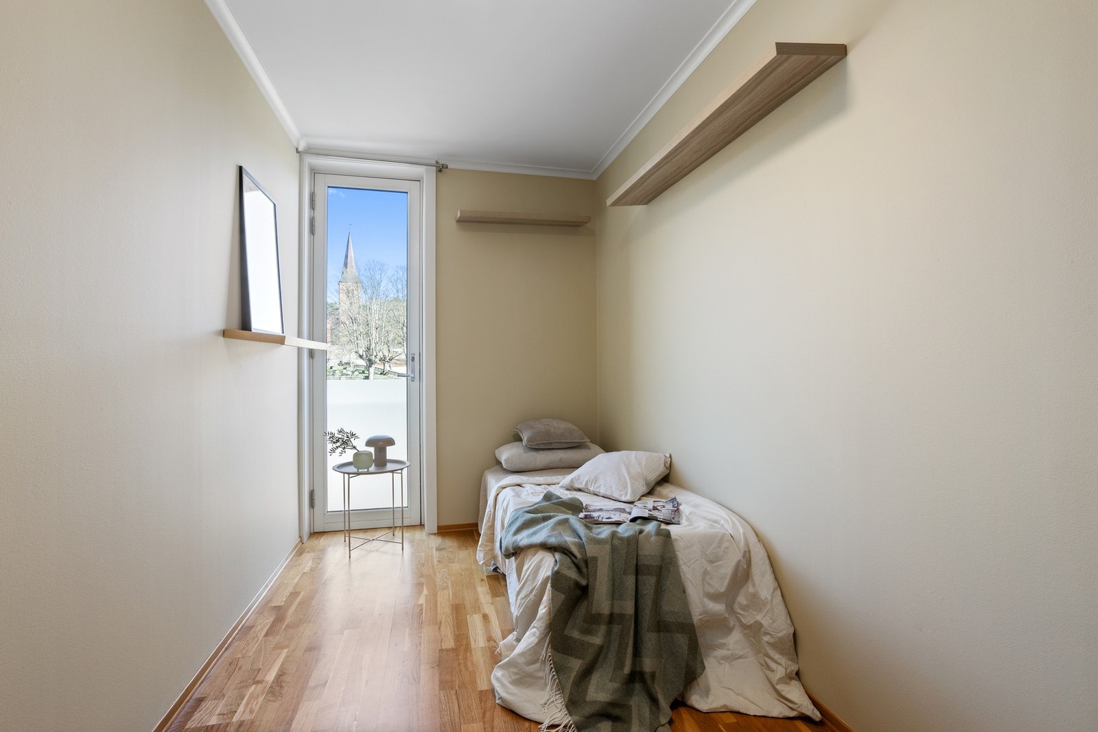 Soverom 2 - praktisk som gjesterom eller hjemmekontor. Galleribilde