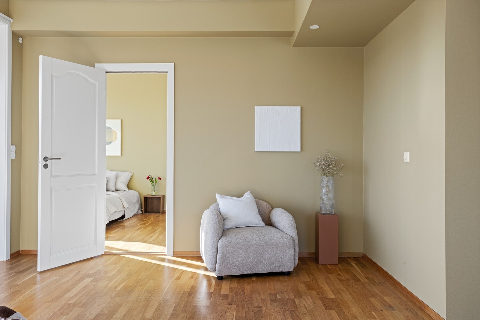 Tilbake inne - liten krok utenfor hovedsoverommet. Galleribilde